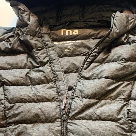 TNA women’s size small dark, charcoal, gray Hooded down Jacket - Picture 5 of 14